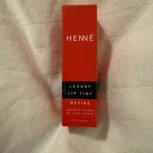 Henne Luxury Lip Tint in Bold Red